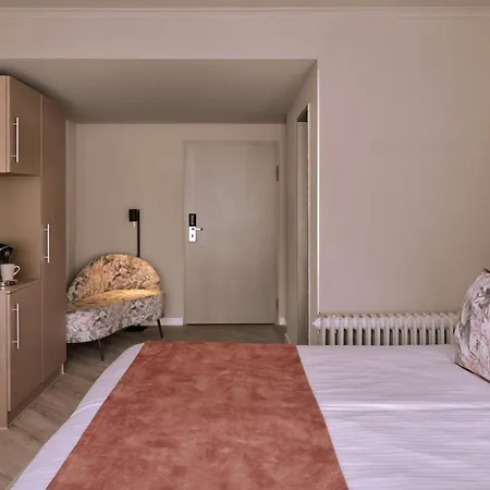 Hotel Leonardo Royal Baden- 4*