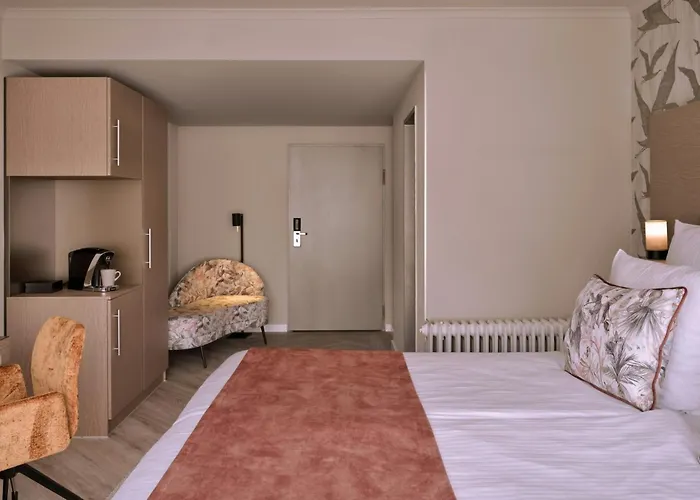 Hotel Leonardo Royal Baden- 4*